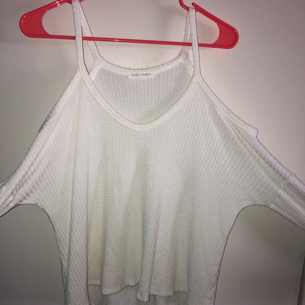 Long sleeve cold shoulder waffle knit shirt!